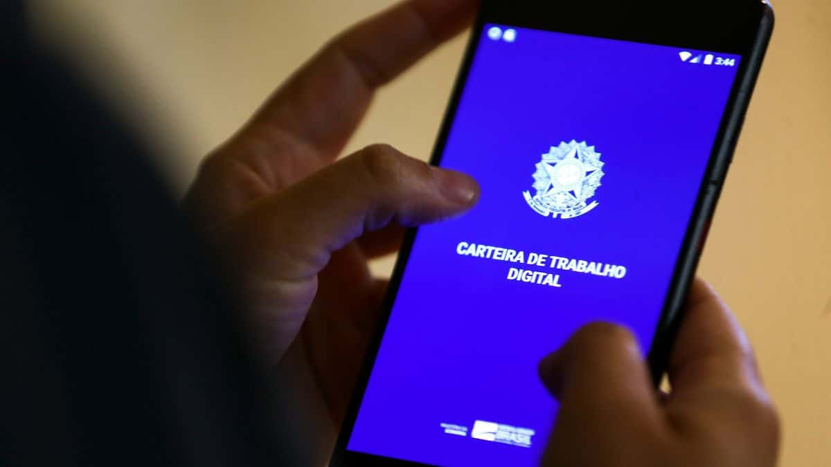 Seguro-desemprego para altos salários pode passar por mudanças