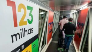 Imagem da 123Milhas para ilustrar uma matéria com os consumidores