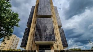 Prédio do Banco Central do Brail, instituição que realizará leilões para estabilizar dólar.
