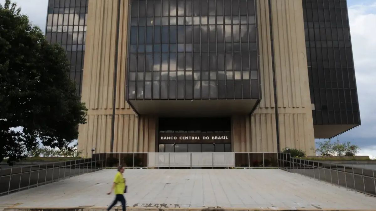 Entrada da sede do Banco Central do Brasil, que confirmou vazamento de dados Pix da Caixa Econômica