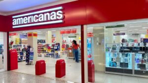 Investidores buscam indenização da Americanas por perdas causadas pela fraude contábil. Prazo para entrar na ação termina nesta quarta (21).