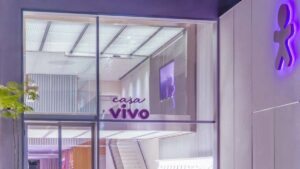 Lucro da Vivo sobe 18% e atinge R$ 1,1 bi no 1º trimestre, impulsionado por fibra óptica e pós-pago, com base de clientes em alta.
