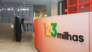 Balcão da 123 Milhas. 123 Milhas protocolou plano de recuperação judicial