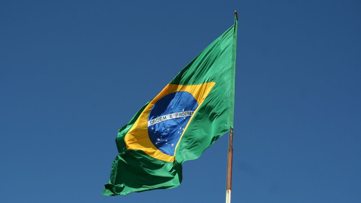 PIB do Brasil deve subir até 1,8% no 1º trimestre de 2025, puxado pelo agronegócio. Juros altos ainda podem limitar crescimento nos próximos meses.