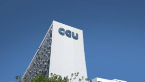 CGU encontra garrafas de água superfaturadas em licitação do Ibram