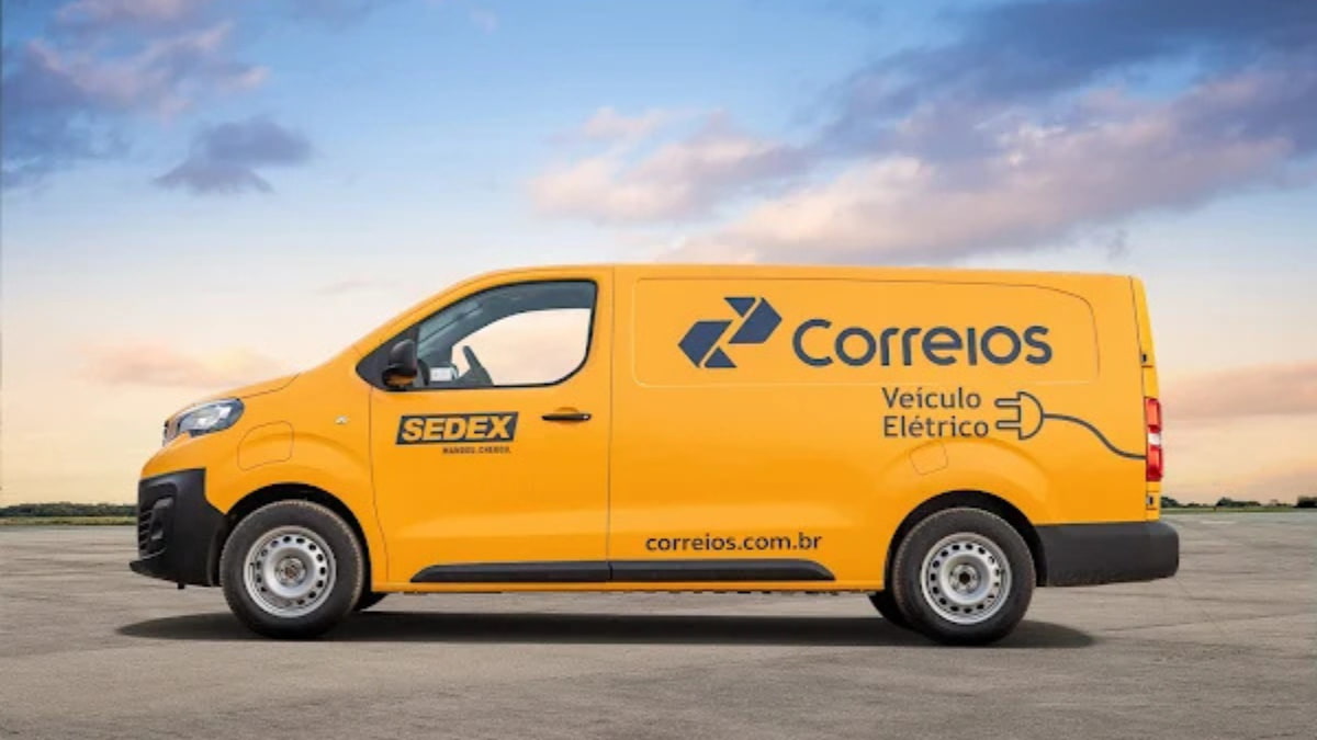 Na imagem ilustrativa de vans elétricas dos Correios que anunciaram a aquisição de veículos elétricos.