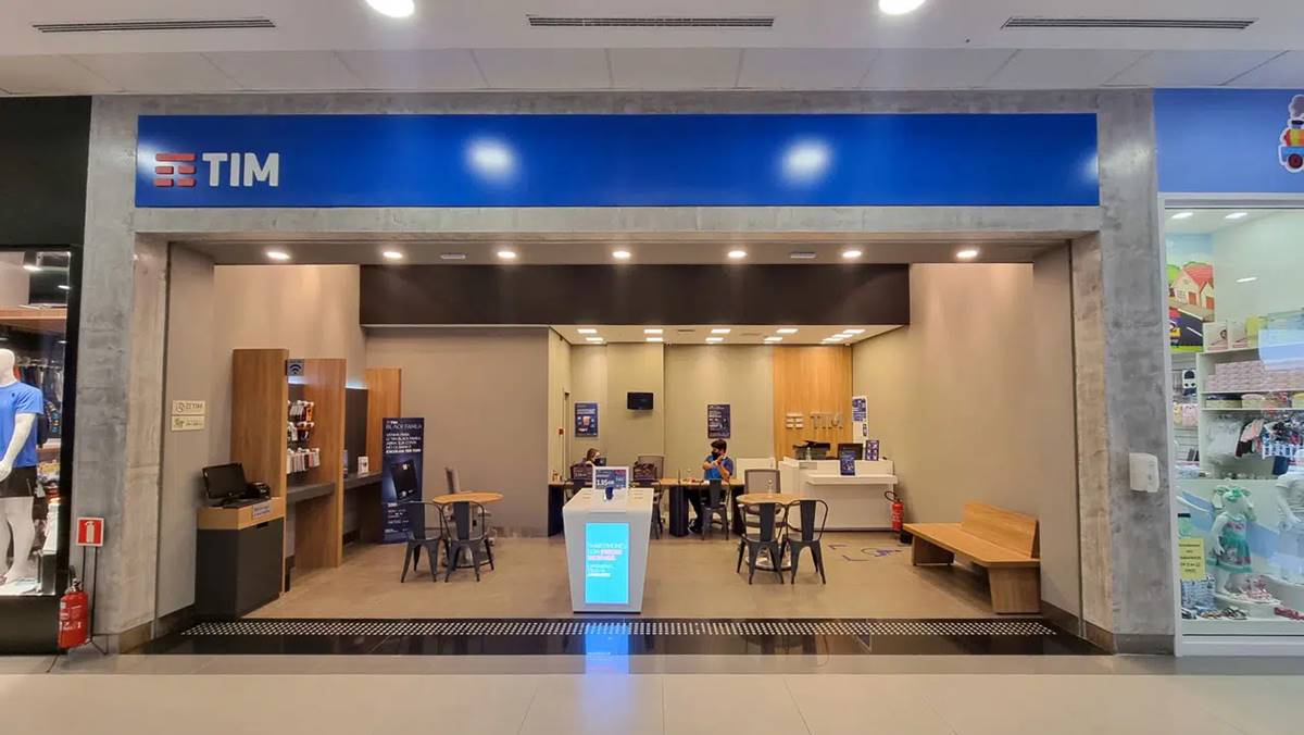 Imagem de uma loja da TIM. Distribuição de juros da TIM será de mais de R$ 600 mi
