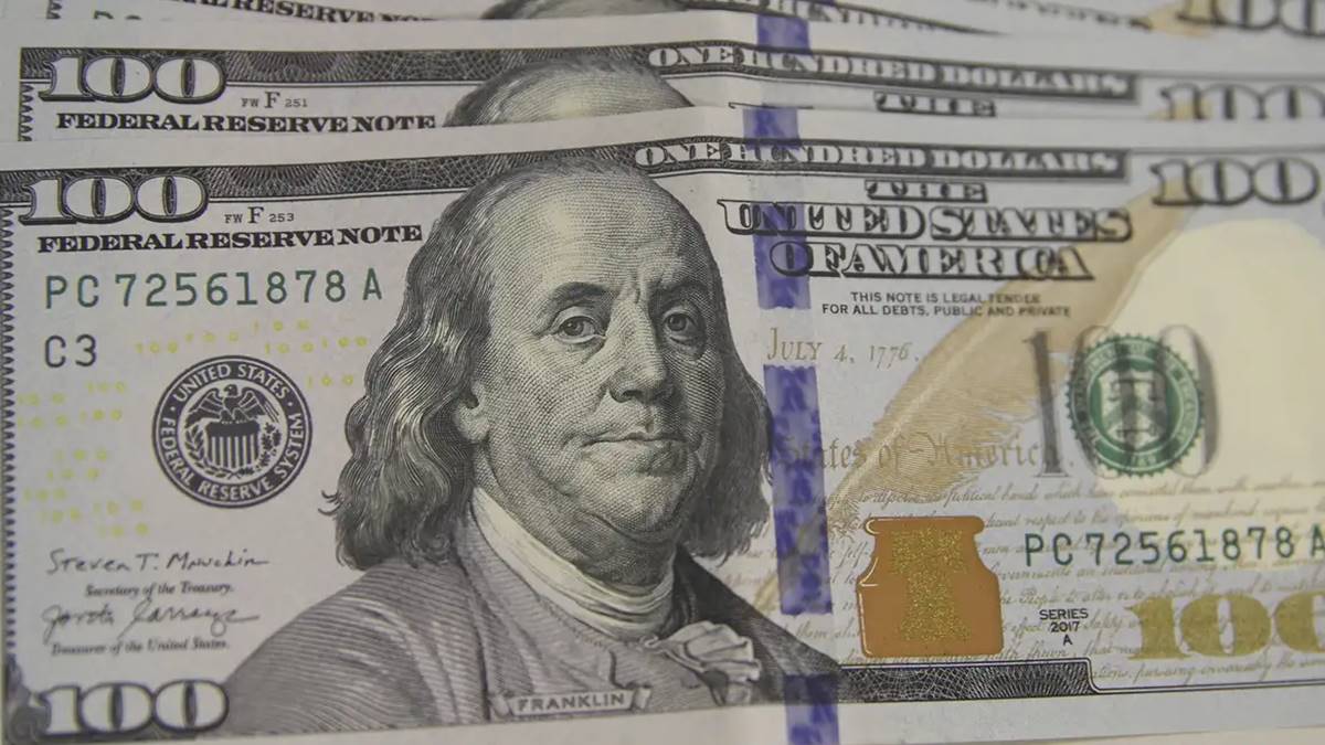 Imagem de dólares. Dívida dos EUA chegará ao limite, diz secretária do Tesouro Americano