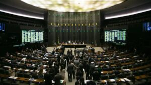 Imagem do plenário da Câmara do Deputados, em meio á decisão do governo federal de editar portaria para destravar liberação de emendas parlamentares