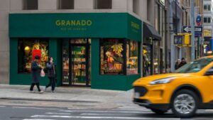 Granado compra Care NB