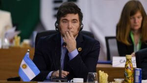 Milei promete reduzir impostos