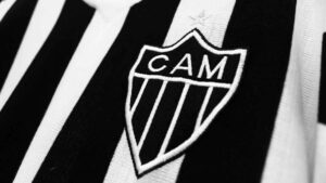 Imagem do brasão do Atlético-MG para ilustrar uma matéria jornalística sobre a dívida bilionária do clube em 2024