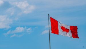 Governo do Canadá propõe corte de impostos, isenção para compra da primeira casa e fim do imposto de carbono ao consumidor.