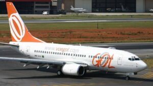 Imagem de uma aeronave da Gol. Fusão entre Gol e Azul se encaminha com assinatura de memorando