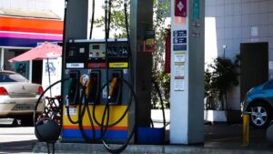 Imagem de um posto de gasolina. Inflação das capitais mostra que algumas ficaram acima da média nacional