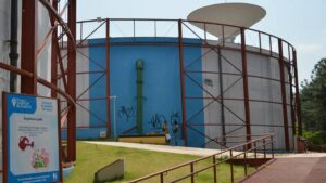 Imagem de unidade da Sabesp. Investimento da Sabesp será três vezes maior do que o da média nacional