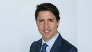 O Canadá aplicará tarifas de 25% em produtos dos EUA, afetando setores como bebidas, alimentos e manufaturados, em resposta às taxas americanas.