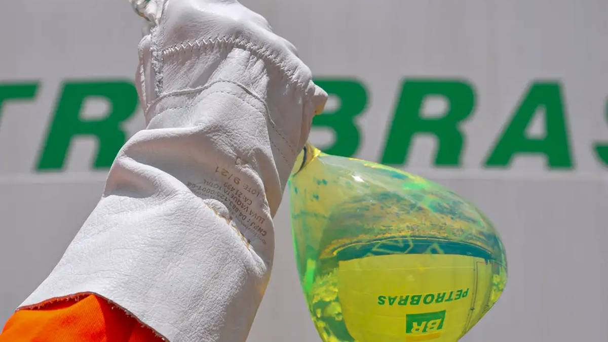 Imagem de produção de biocombustível. Produção de biodiesel dispara nos últimos 20 anos