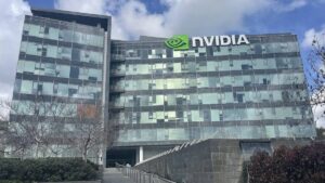 Prédio da Nvidia, líder global na produção de chips. Queda da Nvidia ultrapassa a casa de trilhões de reais