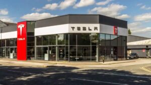 Queda da Tesla lucro despenca no 4 trimestre de 2024