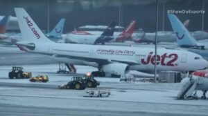 Imagem de aeroporto nos EUA em meio a tempestade que assola o país. Até o momento, Tempestade nos EUA gera milhares de cancelamento de voos