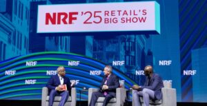 Palestrantes discutem os serviços financeiros no varejo durante o NRF Retail's Big Show 2025, o maior evento global do setor realizado em Nova York.