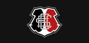 Escudo do Santa Cruz Futebol Clube em fundo preto, representando a identidade do time pernambucano.