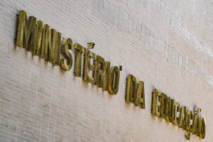 Fachada do Ministério da Educação. Vagas do Fies custarão mais de R$ 700 milhões