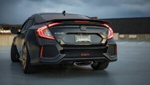 Imagem de um carro Honda Civic. Carros mais procurados em 2024