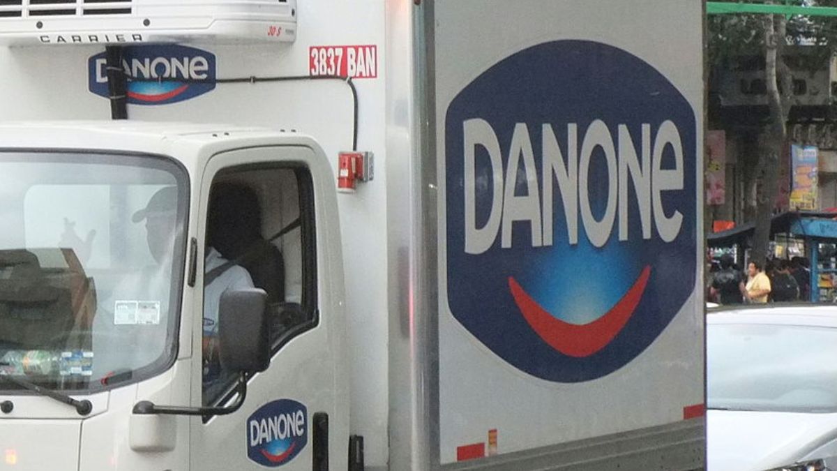A Danone registrou crescimento de 4,7% no quarto trimestre, impulsionada pela demanda na América do Norte e pela alta nas vendas de produtos proteicos.