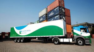 Santos Brasil alcança R$ 198,5 milhões de lucro líquido no 1º tri de 2025, com aumento de 34,3%, e apresenta crescimento em todas as áreas de negócio.