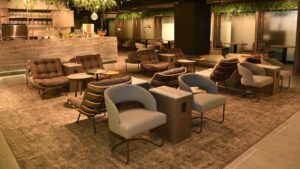 Nubank lança sala VIP no terminal 3 de Guarulhos, fortalecendo serviços de viagem para clientes Ultravioleta e oferecendo novas comodidades.