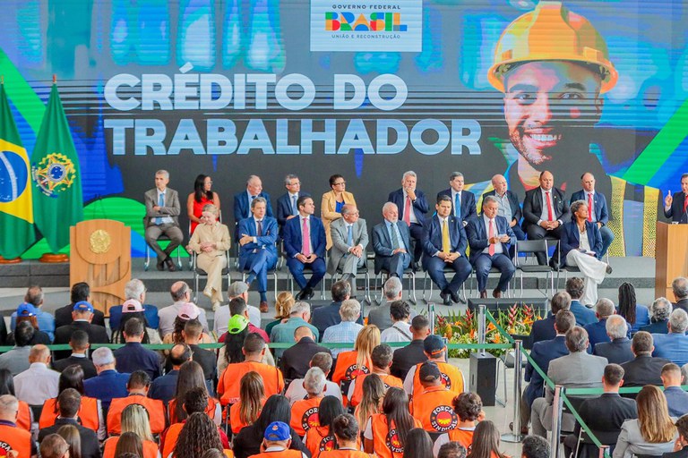 Consignado privado é destinado aos trabalhadores.