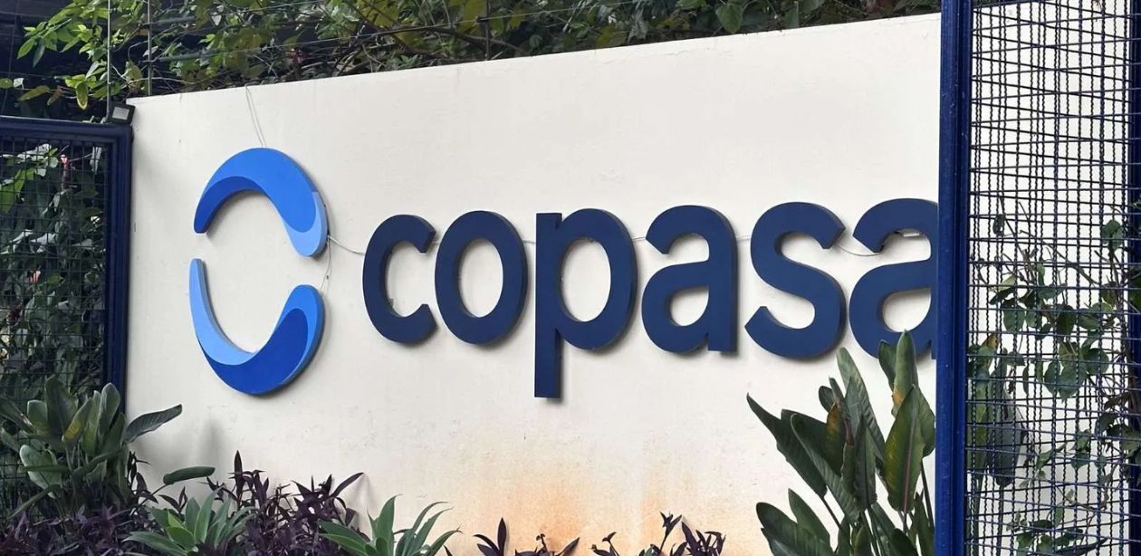 A imagem mostra a fachada de uma das unidades da Copasa para representar as ações da Copasa.