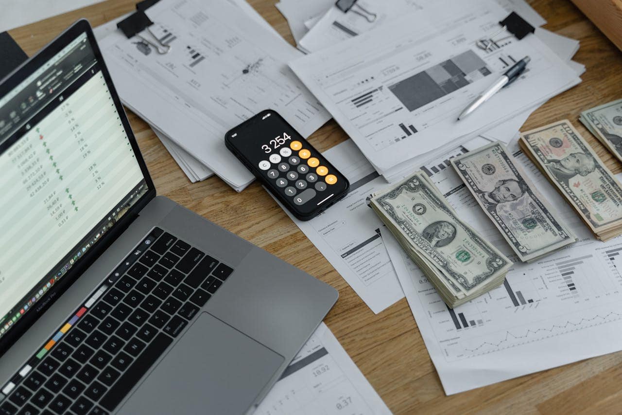 Como exportar produtos do Brasil com planejamento financeiro, documentos de exportação e análise de mercado internacional