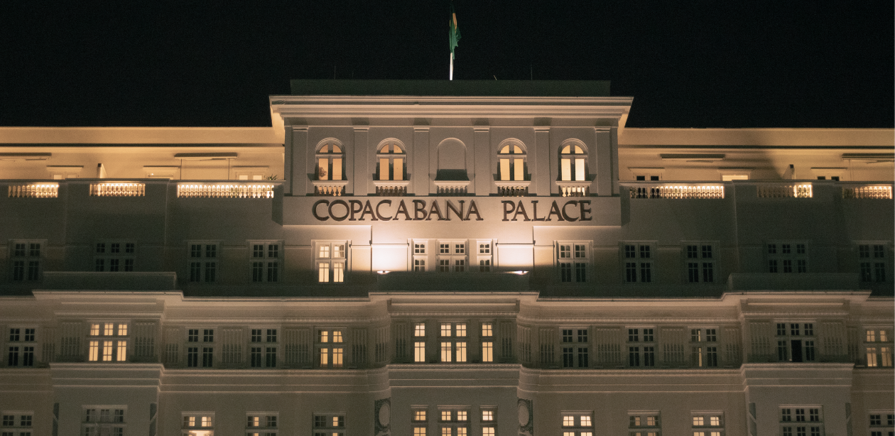 Copacabana Palace realiza leilão de móveis exclusivos antes de reforma