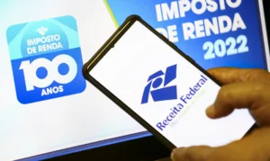 Imposto de renda nos EUA. Brasileiros precisam declarar, com novas regras.
