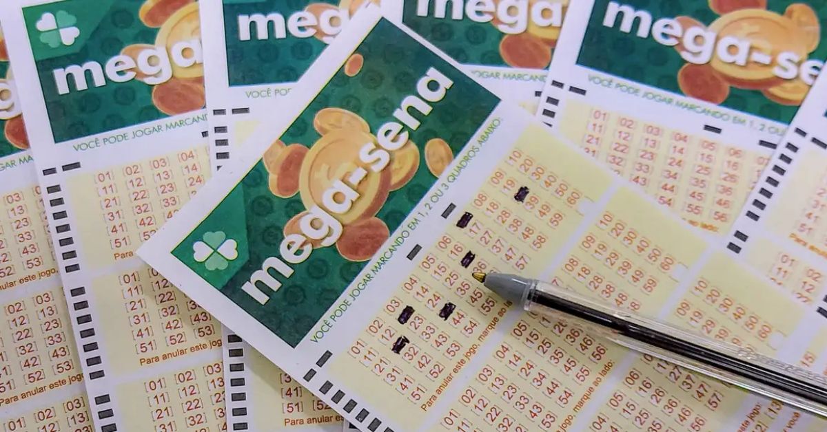 A imagem mostra jogos da Mega-Sena