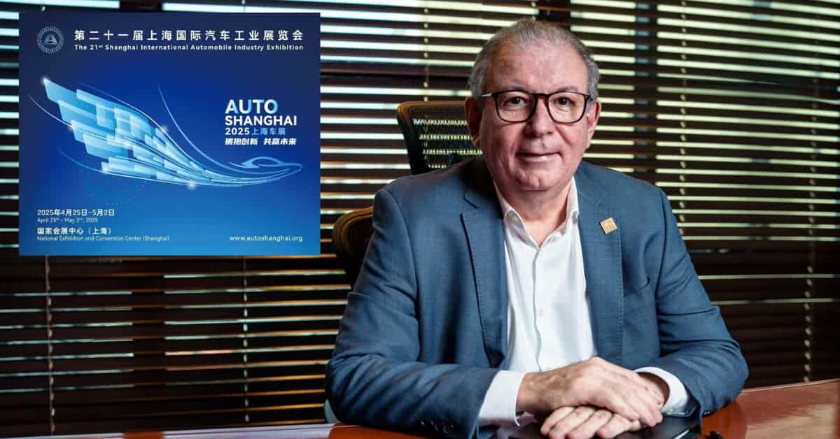 Ricardo Cavalcante em Xangai participa do 21º Salão Internacional da Indústria Automobilística representando a FIEC