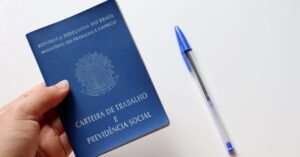 Gráfico mostra evolução da taxa de desemprego no Brasil 2025