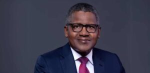 A imagem mostra o Aliko Dangote para representar os Conheça os bilionários negros mais ricos do mundo em 2025 segundo a Forbes
