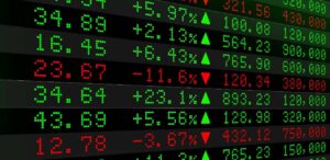 Mercados financeiros em alta após suspensão de tarifas sobre eletrônicos; Ibovespa e ações de tecnologia registram ganhos.