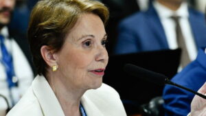 Relatora senadora Tereza Cristina (PP-MS) durante sessão no Senado que aprovou medidas protecionistas contra o Brasil