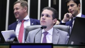 Fraudes em consignados do INSS são debatidas na Câmara