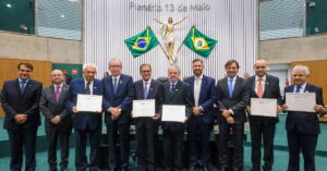 FIEC celebra 75 anos com homenagem na Assembleia do Ceará