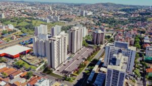 A Direcional Engenharia aumentou o lucro e a receita no 1º trimestre de 2025, impulsionada por lançamentos, vendas e controle de custos operacionais.