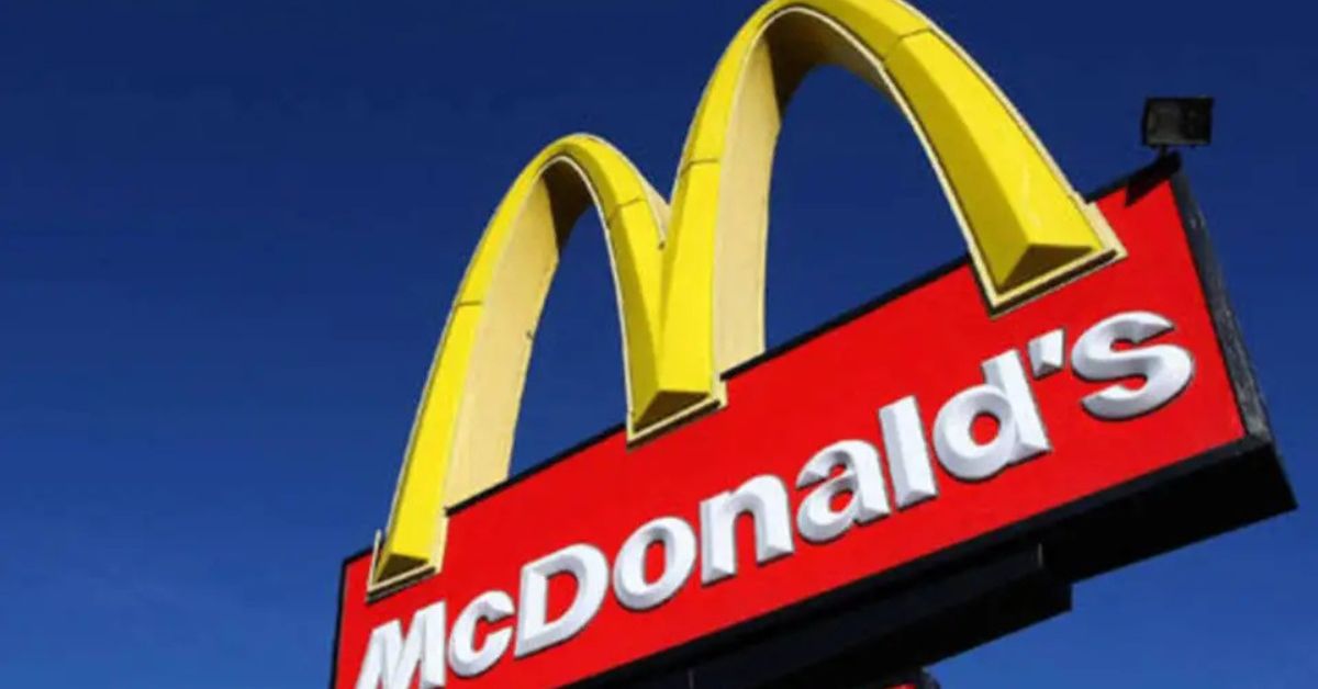 A imagem mostra o logo do McDonald's para representar McDonald’s tem queda no 1º tri e recua em diversidade e inclusão