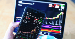 Dólar Comercial em queda no mercado financeiro brasileiro