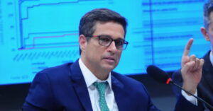 Roberto Campos Neto no Nubank como novo Vice-Chairman e Chefe Global de Políticas Públicas