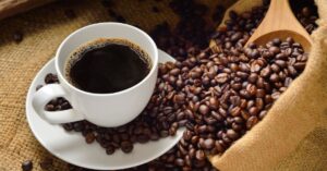 Gráfico mostra o crescimento do consumo de café solúvel no Brasil até maio de 2025